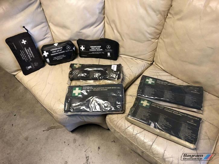 Mercedes Ehbo set W126 W124 W201 W203 amg verbanddoos zak, Auto diversen, Auto-accessoires, Gebruikt, Ophalen of Verzenden