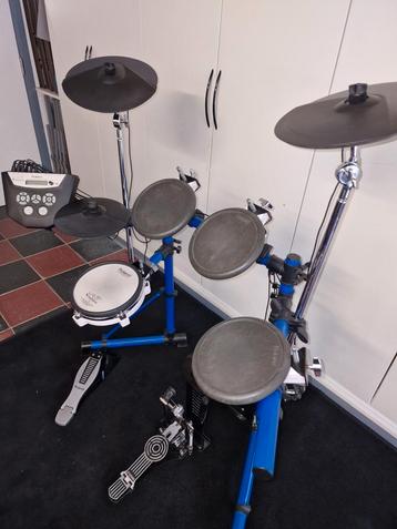 Roland batterie TD-6 V-DRUMS  beschikbaar voor biedingen