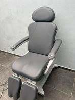 Electrische behandelstoel, Ophalen, Zo goed als nieuw