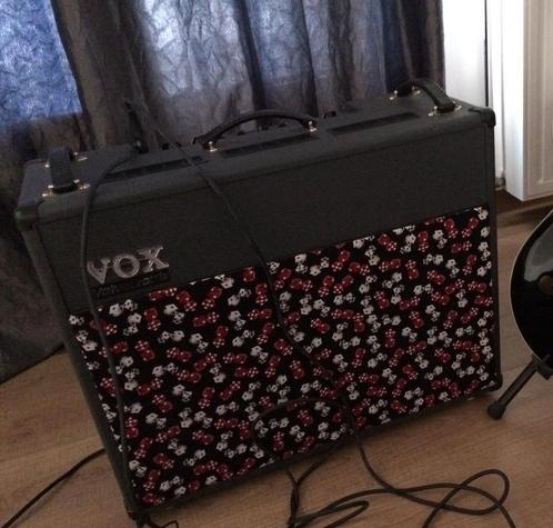 Vox vT100 custom rockabilly, Muziek en Instrumenten, Versterkers | Bas en Gitaar, Zo goed als nieuw, Gitaar, 50 tot 100 watt, Ophalen