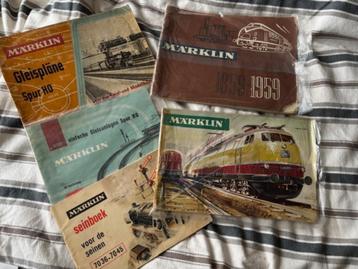 Catalogi/folders Marklin beschikbaar voor biedingen
