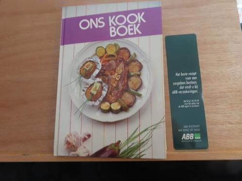 NIEUWSTAAT : Ons kookboek KVLV (1985 tiende druk), met bladw, Boeken, Kookboeken, Zo goed als nieuw, Voorgerechten en Soepen, Hoofdgerechten