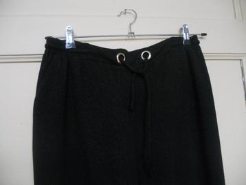 Pantalon noir moyen GUESS