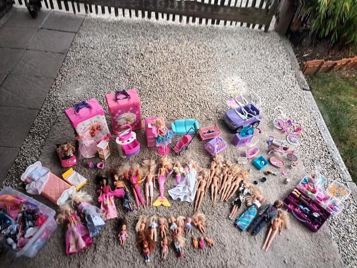 BARBIE/MATTEL STARTERSPAKKET, Kinderen en Baby's, Speelgoed | Poppen, Barbie, Ophalen