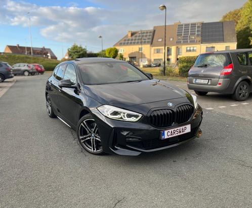 BMW 118d - M Sport - CarPlay - Keyless - Pano - Garantie, Auto's, BMW, Bedrijf, 1 Reeks, ABS, Achteruitrijcamera, Adaptieve lichten