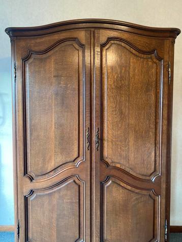 Armoire en chêne beschikbaar voor biedingen