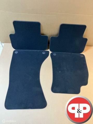 Set vloermatten Audi A4 8K A5 8T 8K1863691F beschikbaar voor biedingen