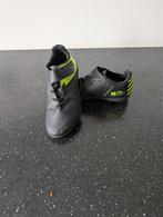 Chaussures crampons foot pointure 32