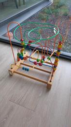 Kralen spel, Enlèvement