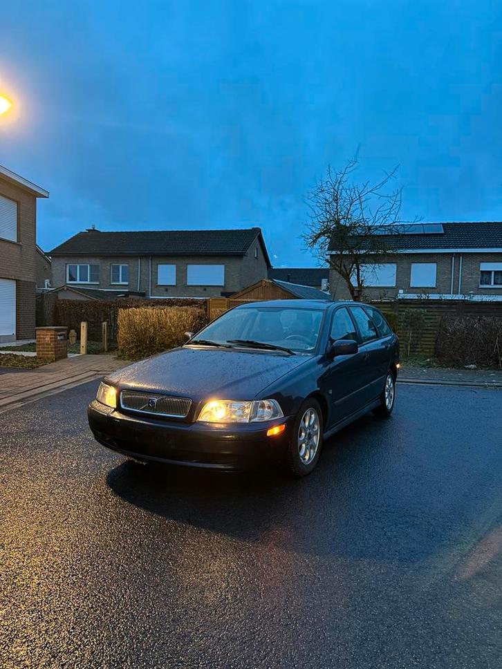 Volvo v40, Auto's, Volvo, Particulier, V40, Elektrische ramen, Benzine, Break, Handgeschakeld, Blauw, Ophalen