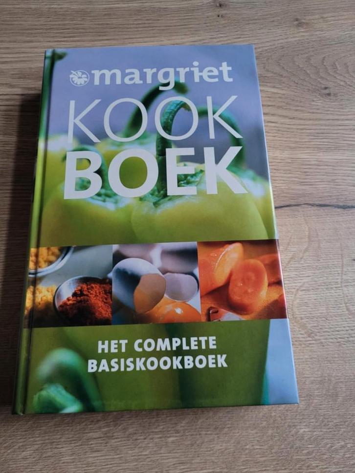 Kookboek : Margriet Kookboek / Het complete basiskookboek, Boeken, Kookboeken, Zo goed als nieuw, Ophalen of Verzenden