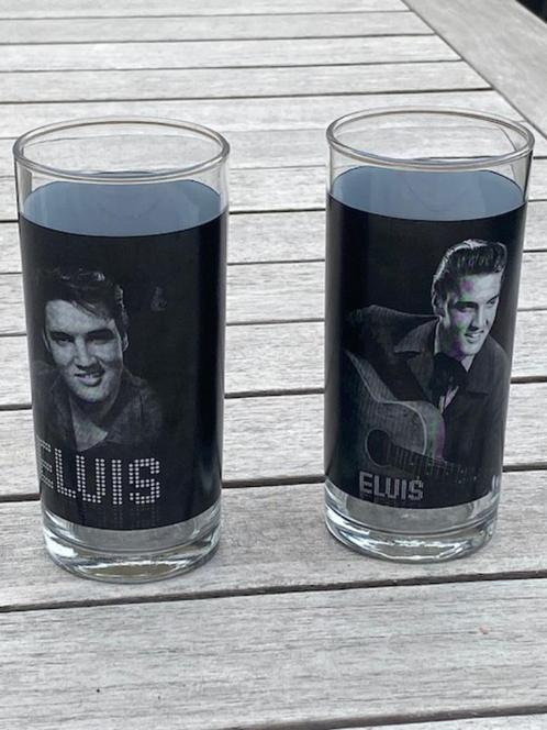 2 glazen Elvis Presley, Verzamelen, Muziek, Artiesten en Beroemdheden, Ophalen of Verzenden