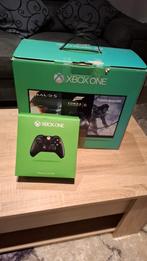 Xbox One 500GB FIFA 16 Bundle, Games en Spelcomputers, Ophalen, 500 GB, Xbox One, Zo goed als nieuw