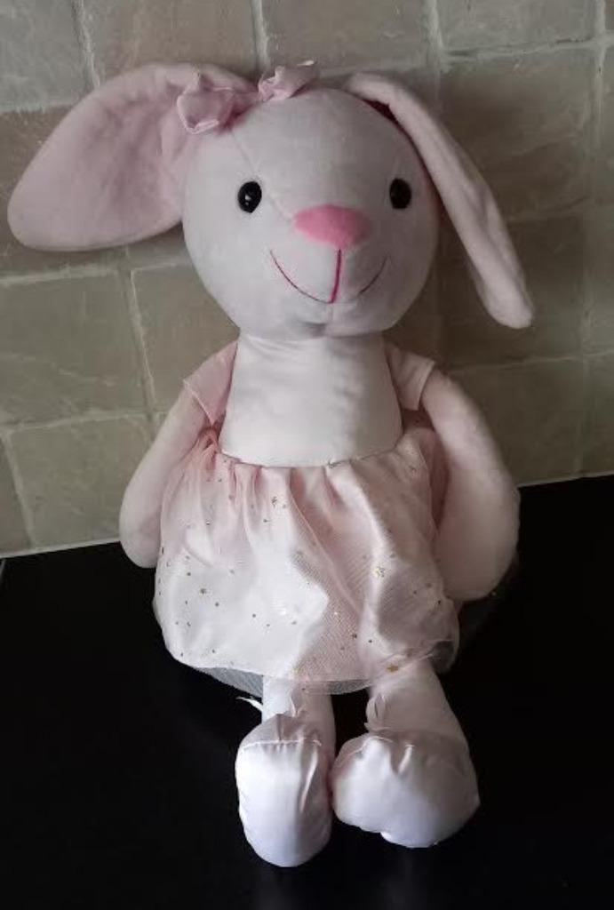 Knuffel Konijn Ballet pop  is 50 cm, Kinderen en Baby's, Speelgoed | Knuffels en Pluche, Zo goed als nieuw, Konijn, Ophalen of Verzenden