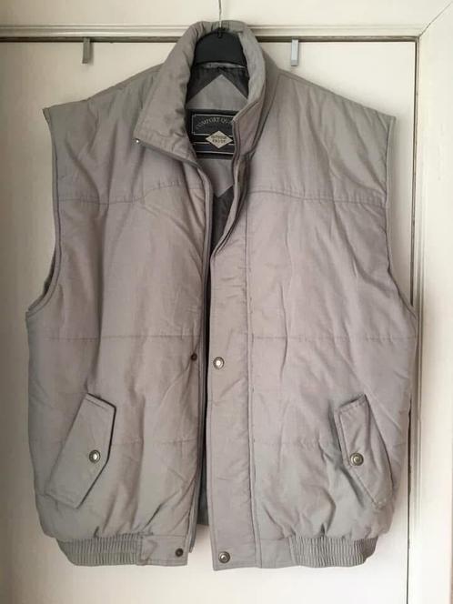 Outdoorjas van beroemd merk, maat 52, Kleding | Heren, Bodywarmers, Zo goed als nieuw, Maat 52/54 (L), Beige