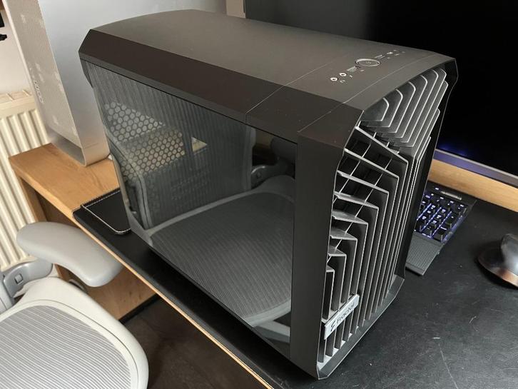 Computerbehuizing Fractal Torrent Nano, Computers en Software, Computerbehuizingen, Gebruikt, Ophalen