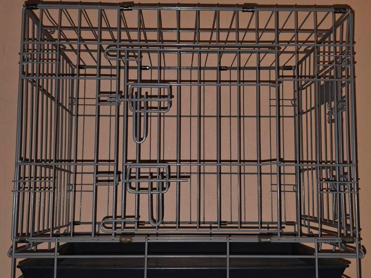 Kleine grijze bench, Animaux & Accessoires, Caisses pour chiens, Utilisé, Enlèvement