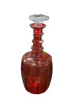 Carafe Rouge en Cristal - Élégance Intemporelle, Antiquités & Art, Enlèvement ou Envoi