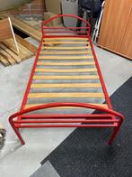 bed, Huis en Inrichting, Slaapkamer | Bedden, Ophalen, 90 cm, Eenpersoons, Zo goed als nieuw