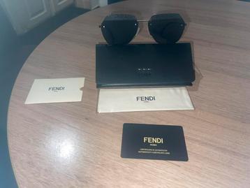 FENDI zonnebril beschikbaar voor biedingen