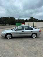 Proper Ford mondeo diesel 1.8 bouwjaar 1999 airco, Auto's, Mondeo, Particulier, Elektrische ramen, Zilver of Grijs