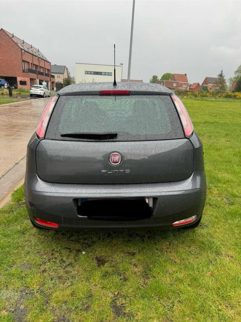 Fiat Punto Benzine, Autos, Fiat, Particulier, Punto, Régulateur de distance, Airbags, Air conditionné, Bluetooth, Verrouillage central