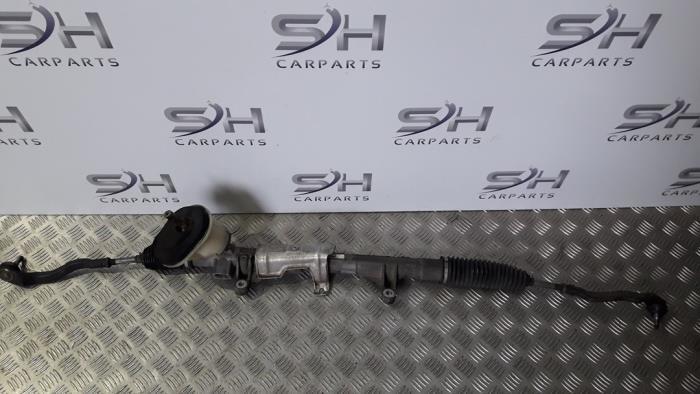 Crémaillère de direction d'un Mercedes Citan, Autos : Pièces & Accessoires, Commande, Mercedes-Benz, Utilisé, 3 mois de garantie