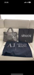 Grand Sac Armani gris laqué Authentique !, Bijoux, Sacs & Beauté, Sacs | Sacs Femme, Comme neuf, Gris, Sac à main