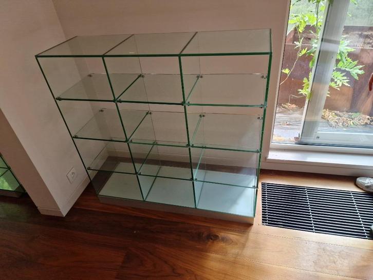 vitrine kast heel veel delen, Huis en Inrichting, Kasten | Vitrinekasten, Ophalen of Verzenden
