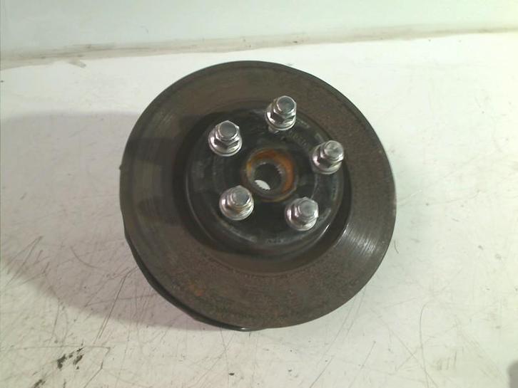 FUSEE RECHTS VOOR Toyota Yaris IV (P21 / PA1 / PH1), Auto-onderdelen, Ophanging en Onderstel, Toyota, Gebruikt