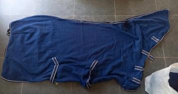 Qhp blauw fleece paardendeken 195cm beschikbaar voor biedingen