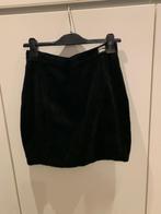 VERSACE zwart velours stretch rokje met logo: maat 42, Kleding | Dames, Rokken, Zwart, Maat 42/44 (L), Ophalen of Verzenden, Zo goed als nieuw