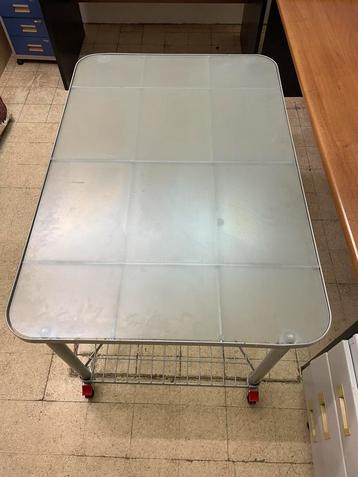 Bureau sur roulettes planche en verre, Maison & Meubles, Bureaux, Enlèvement, Utilisé, Bureau