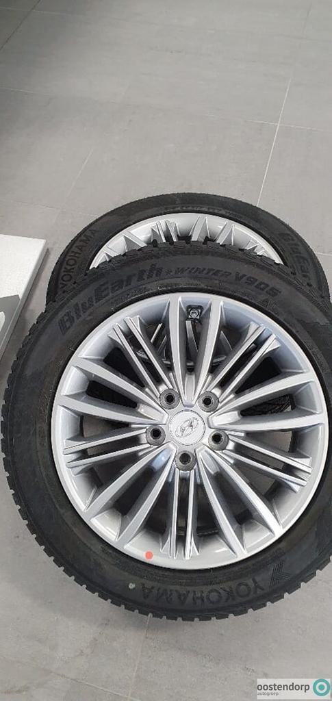 Complete wintervelg/banden set Hyundai Kona. 17''  J9F40AK20, Autos : Pièces & Accessoires, Pneus & Jantes, Pneus et Jantes, Pneus hiver