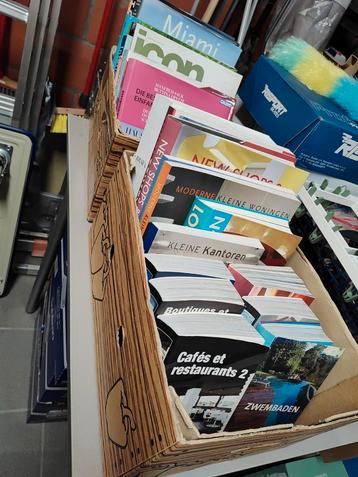 Architectuur - interessante boeken ter inspiratie beschikbaar voor biedingen