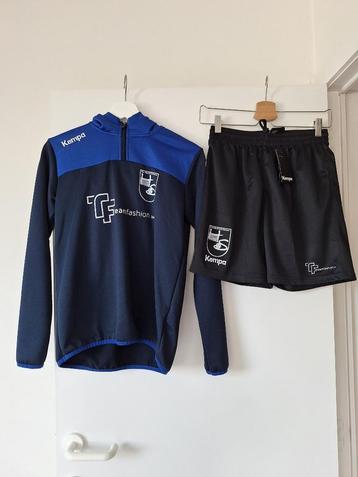 Short en vest met kap Handbalclub Schoten (14 jaar) beschikbaar voor biedingen