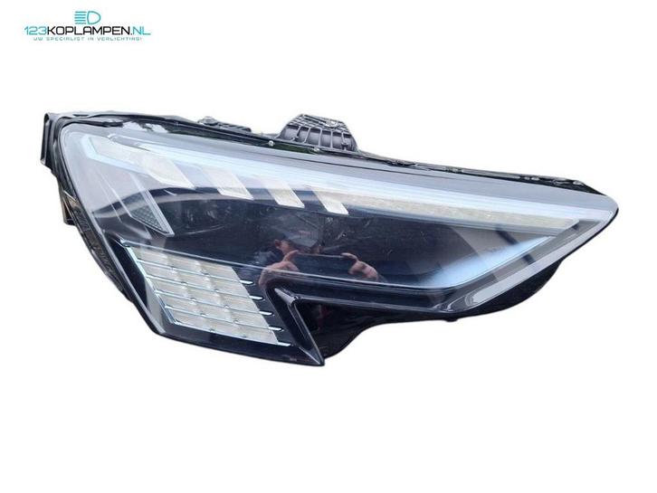 Audi A3 RS3 8Y Matrix Dynamic LED koplamp rechts 8Y0941036F, Autos : Pièces & Accessoires, Éclairage, Audi, Utilisé, Origine de la pièce connue