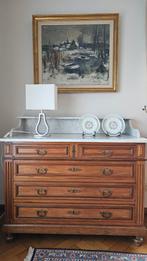 Commode met marmer., Ophalen