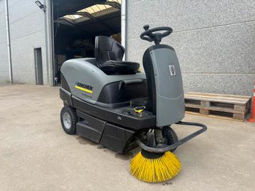 Karcher KM 100/100 Diesel veegmachine beschikbaar voor biedingen
