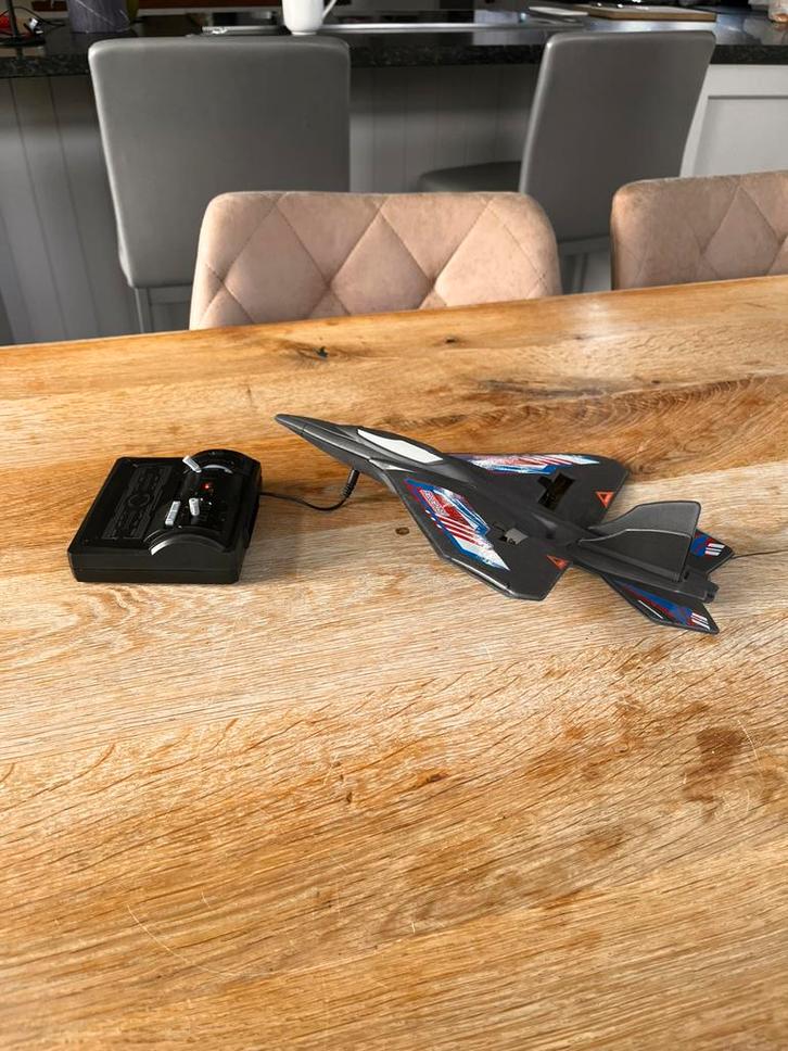 Vliegtuig op afstandbediening, Hobby en Vrije tijd, Modelbouw | Radiografisch | Vliegtuigen, Zo goed als nieuw, Ophalen