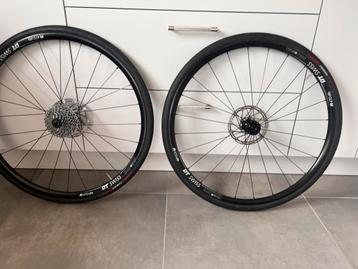 Roues DT Swiss r470