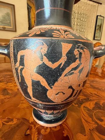 Oud-Grieks Terracotta Hydria, replica - 32 cm beschikbaar voor biedingen