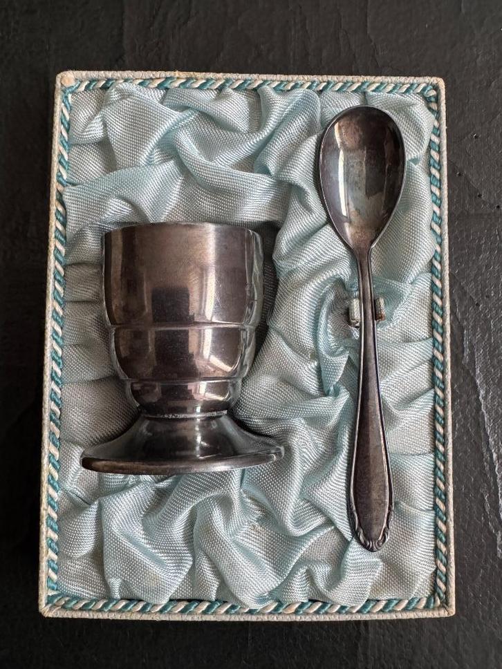 Zilveren eierdop met lepeltje, Antiek en Kunst, Curiosa en Brocante, Verzenden