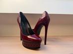 Casadei Burgundy Patent Leather Platform Pumps – 15 cm – 39, Kleding | Dames, Ophalen of Verzenden, Zo goed als nieuw, Pumps