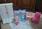 Armoire et meubles pour chambre de mini poupée, Enfants & Bébés, Jouets | Poupées, Utilisé, Enlèvement ou Envoi