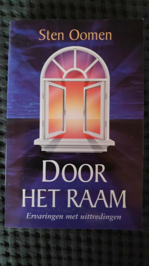 S. Oomen - Door het Raam, Livres, Ésotérisme & Spiritualité, Comme neuf, Enlèvement ou Envoi