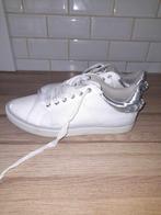 Witte damessneakers maat 39, Kleding | Dames, Schoenen, Wit, Ophalen of Verzenden, Sneakers, Merry Scott