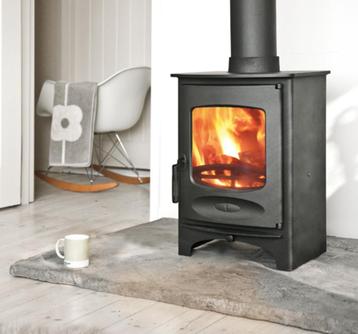 Houtkachel Charnwood C-Six   beschikbaar voor biedingen