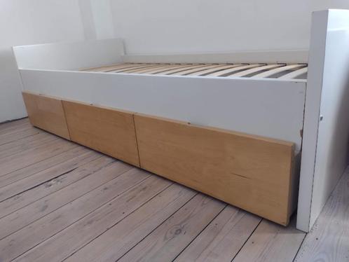 Bed (1 persoon) met 3 lades, lattenbodem en nachtkastje, Huis en Inrichting, Slaapkamer | Bedden, Gebruikt, Eenpersoons, 90 cm
