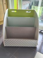 A donner armoire à livres enfant sur roulettes, Enfants & Bébés, Enlèvement, Utilisé, Armoire